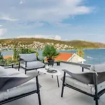 Juliet Trogir